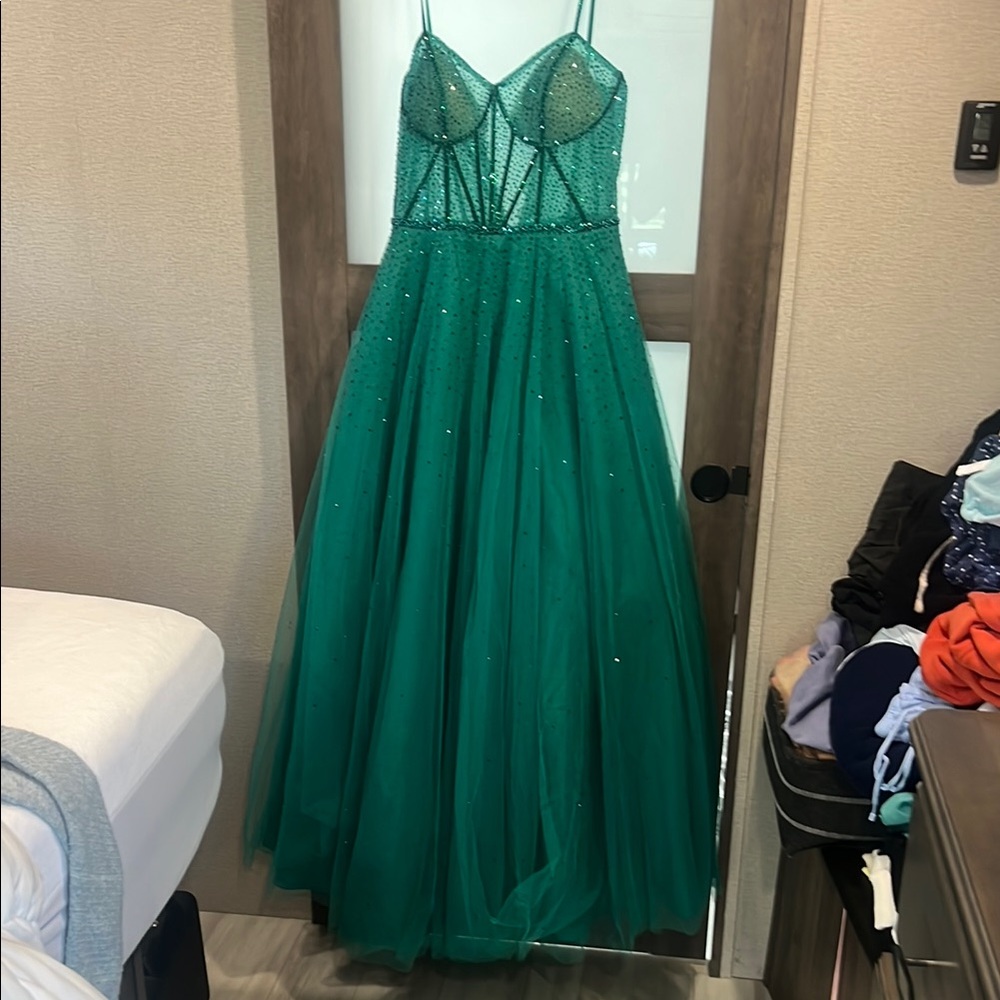 Elegant Green Gown with Sparkling Details